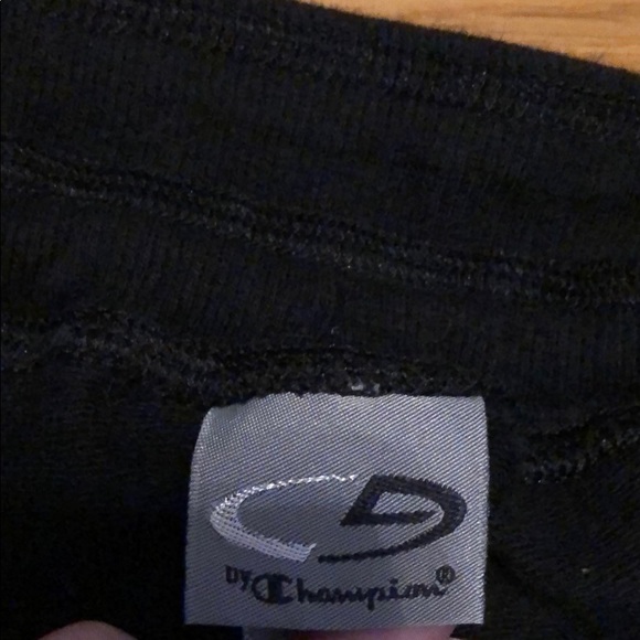 Champion Cloth shorts - Picture 3 of 3
